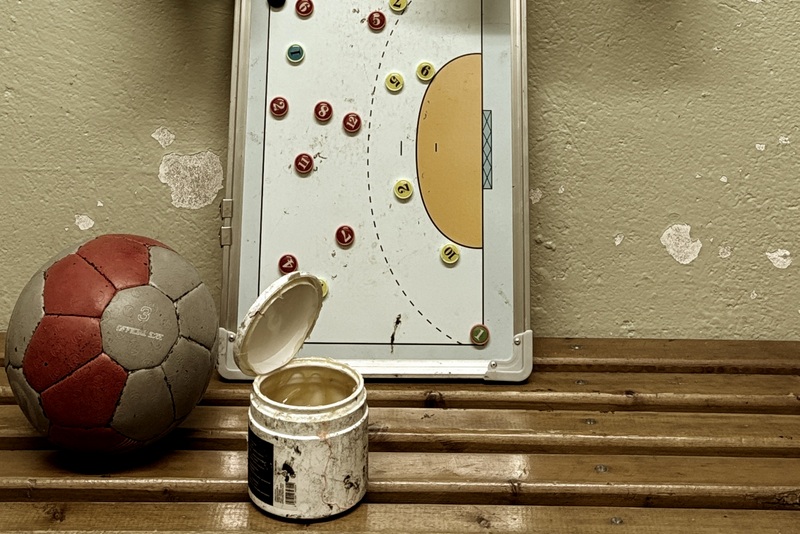 Handballteams der Mädchen gewinnen Gold und Silber